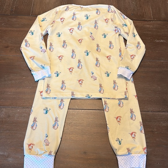 Southern Taters Pale Yellow Rabbit Themed 2-Piece Pajama Set - Picture 3 of 6